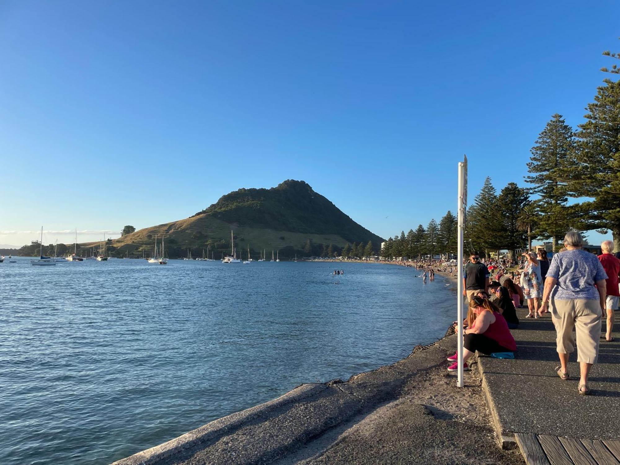 Holiday House Mount Maunganui Εξωτερικό φωτογραφία